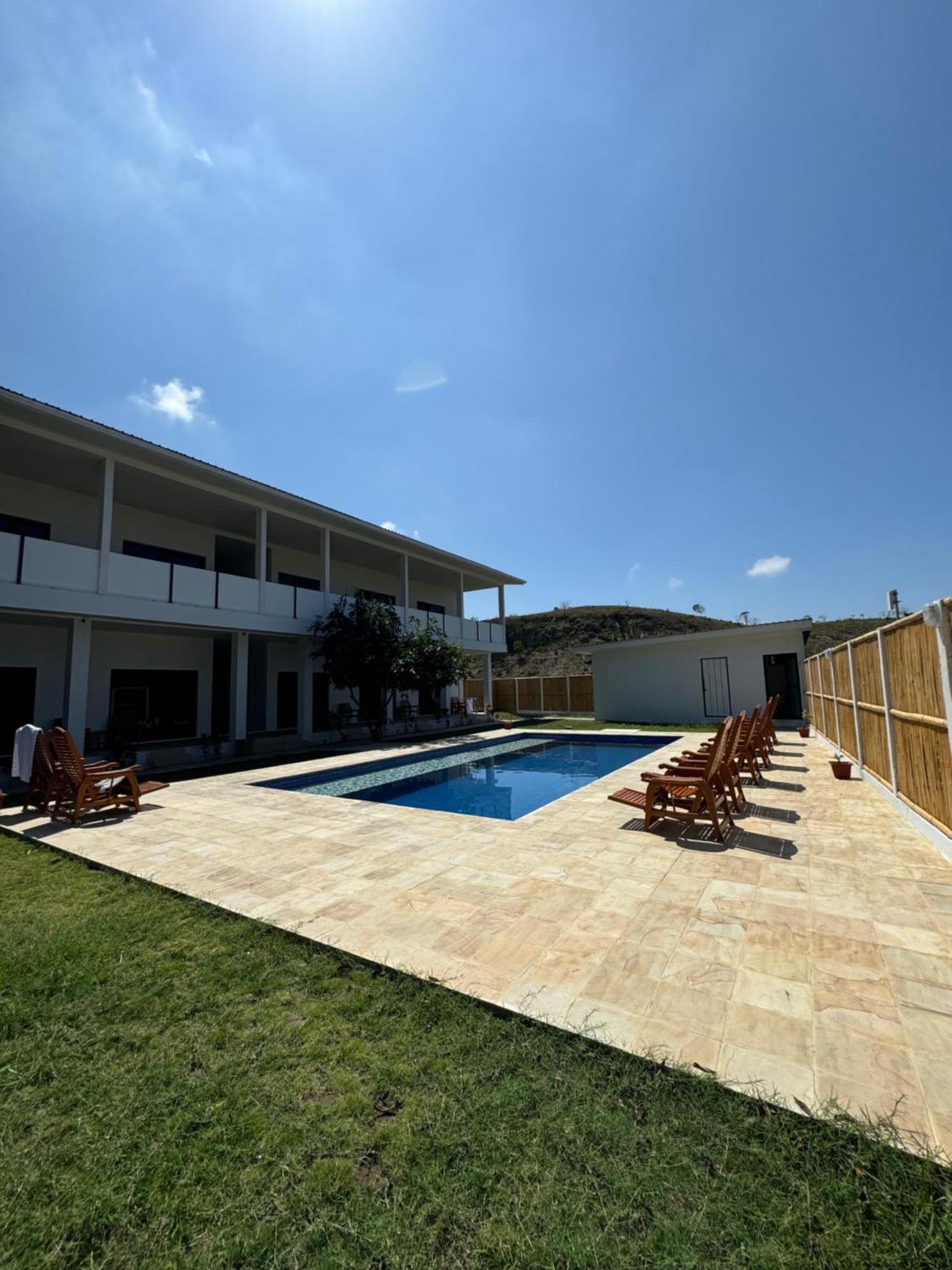 Satu Hati Hotel Ekas Екстер'єр фото