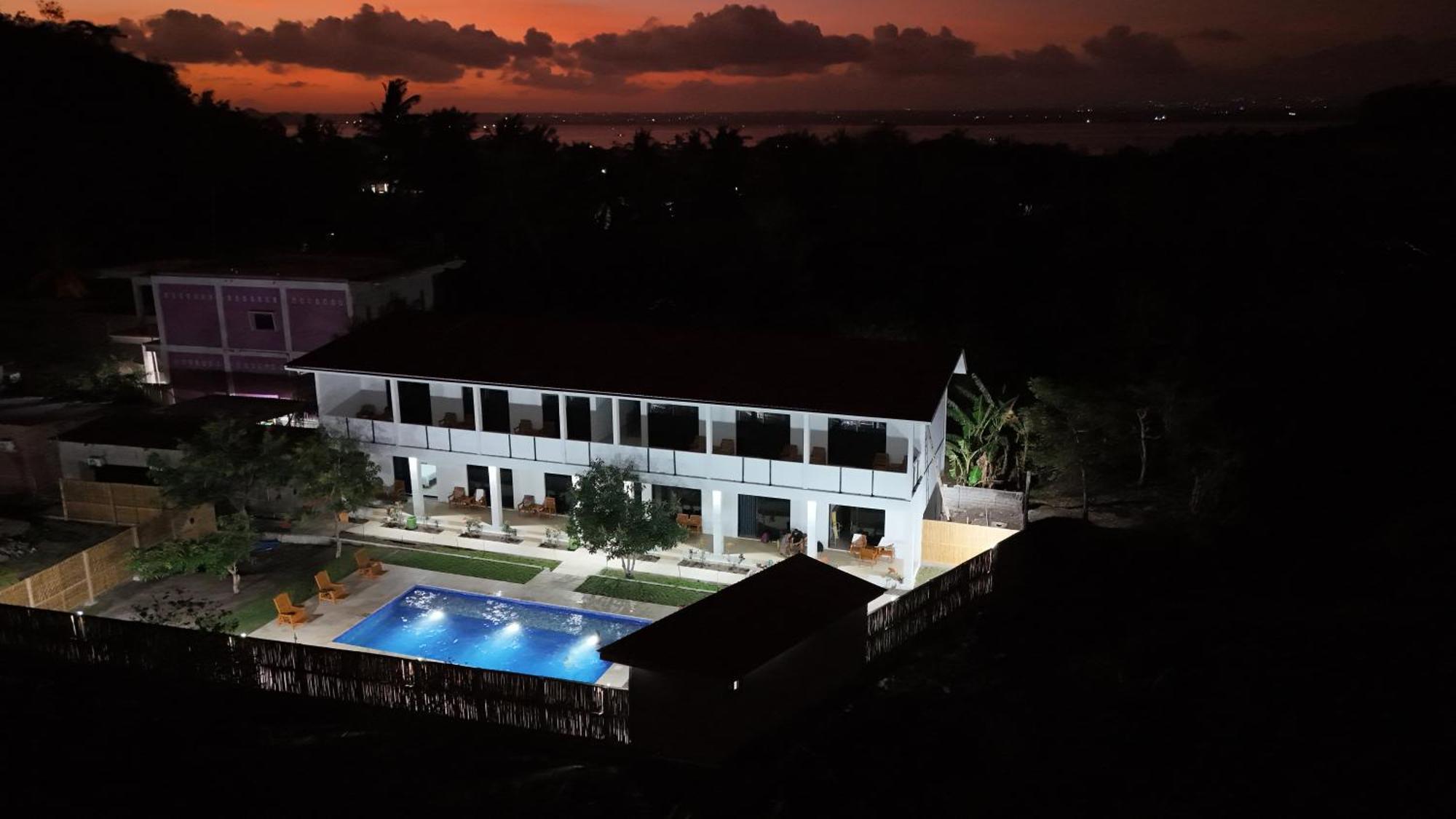 Satu Hati Hotel Ekas Екстер'єр фото