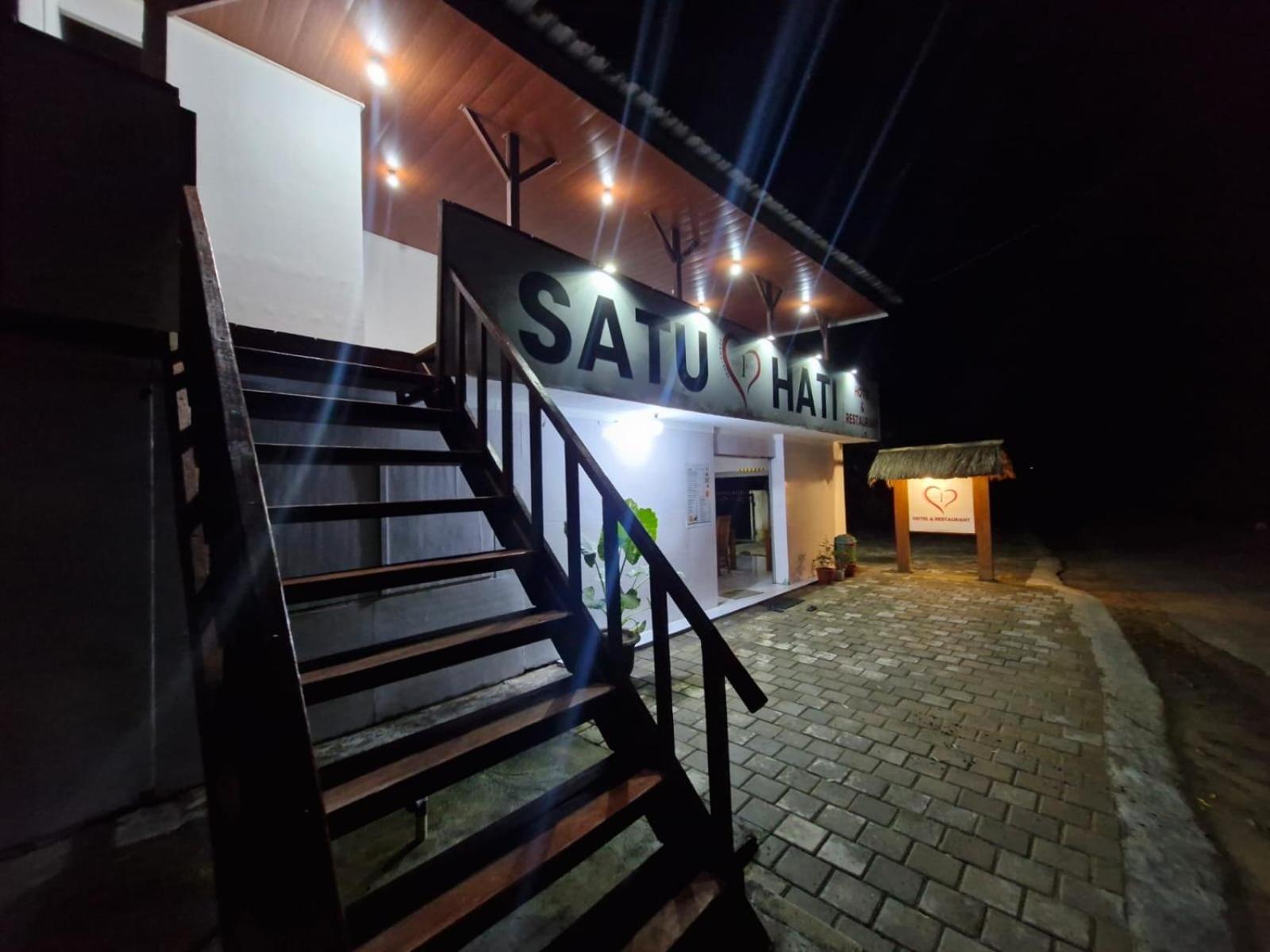 Satu Hati Hotel Ekas Екстер'єр фото